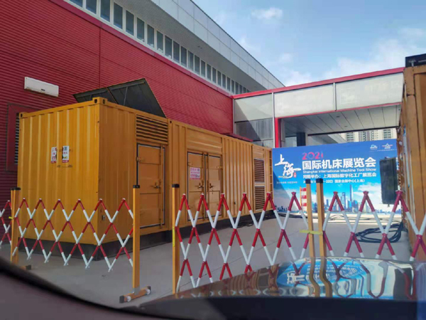 龙安发电车出租-发电机无电压或电压太低怎么办？