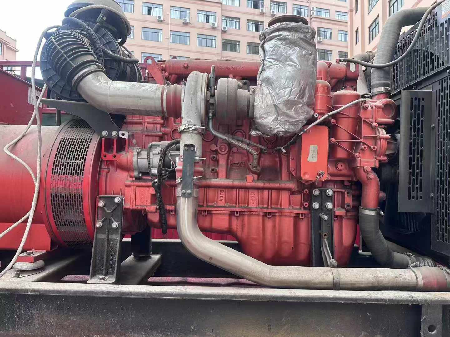 龙安如何选择适合 600kW 柴油发电机组的过载保护器？