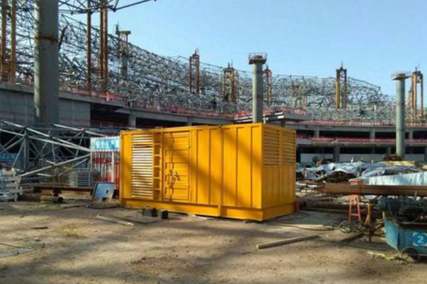 龙安发电机出租如何判断空气滤清器是否需要更换？